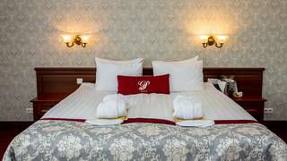 Гостиница Гранд Петергоф Петергоф Улучшенный стандарт-2