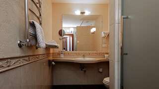 Гостиница Гранд Петергоф Петергоф Улучшенный стандарт-3